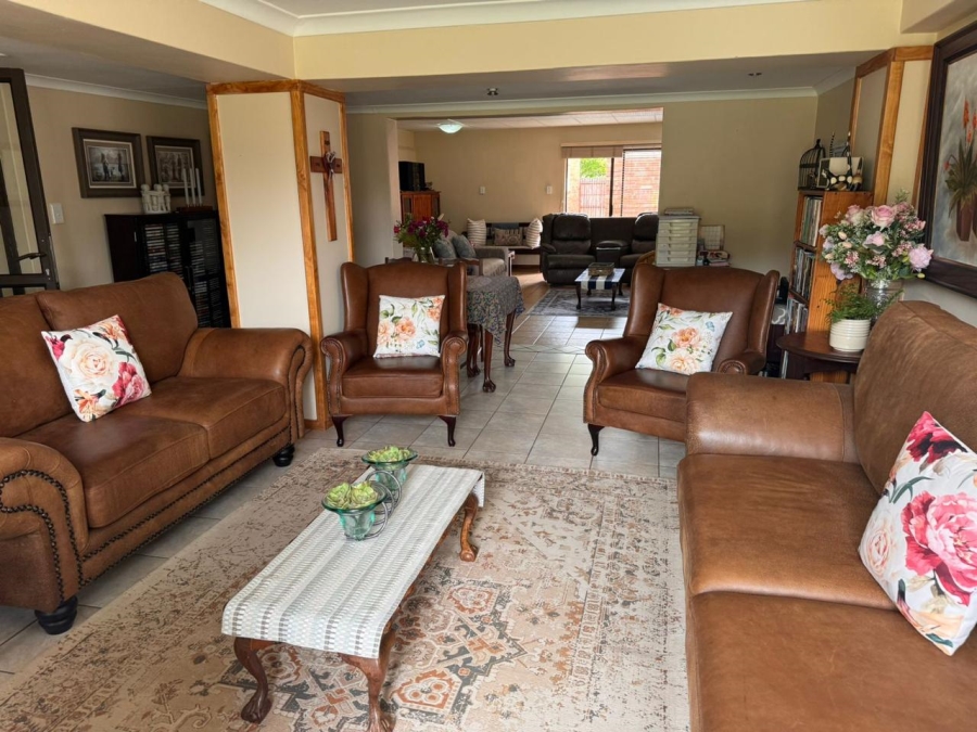 3 Bedroom Property for Sale in Christiana North West